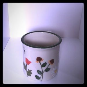 Hartstone “Summer Garden” handpainted mug